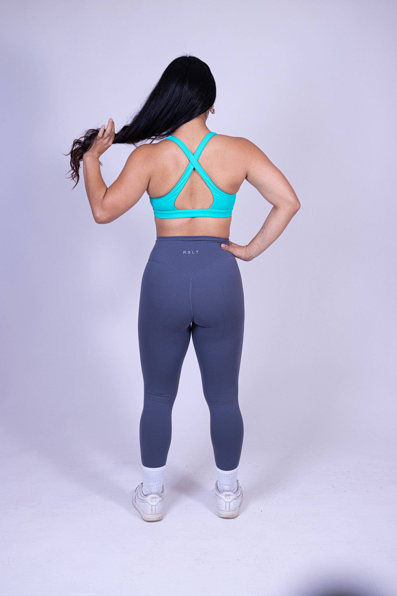 Evolve Crossed Legging