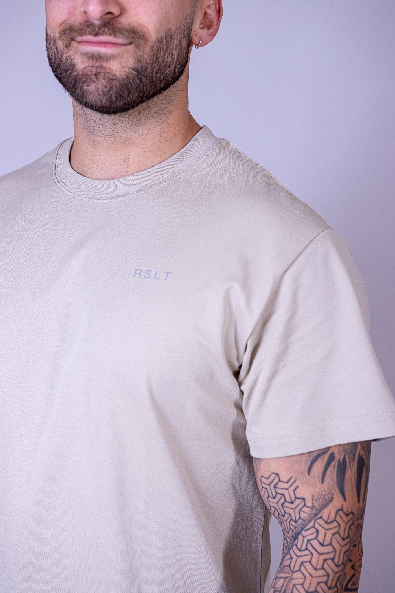 Lifting Tee